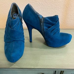 G by Guess ankle booties